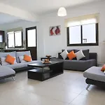 Holiday home Valentine's House